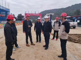 �������ڲ��������˾�����ص�Ӫҵ��Ŀ����ϣ�����ں��徲�������